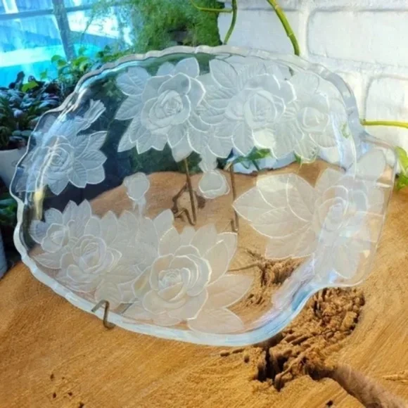 Mikasa Winter Rose Serving Platter - Picture 1 of 10